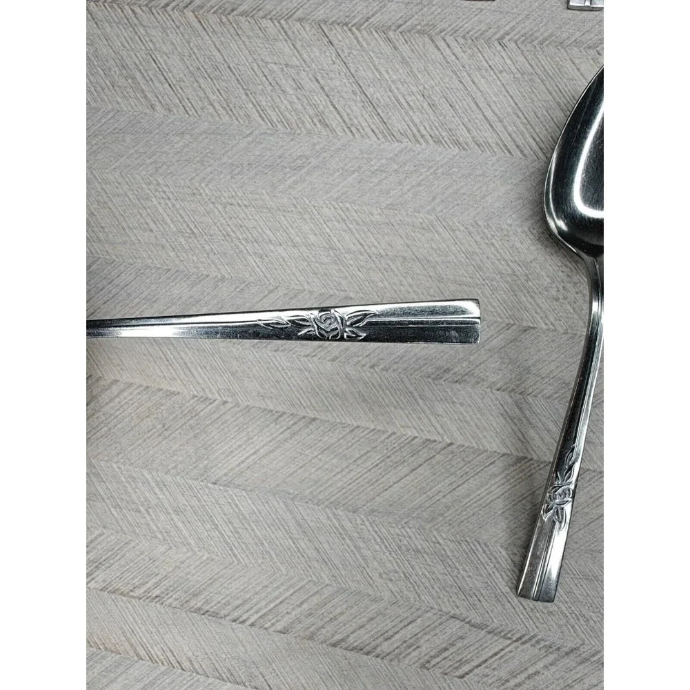 Vintage Epic Custom Stainless Flatware Floral Rose Service Set For 4